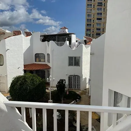 Casas Blancas Tortugas * Playa de las Americas (Tenerife)