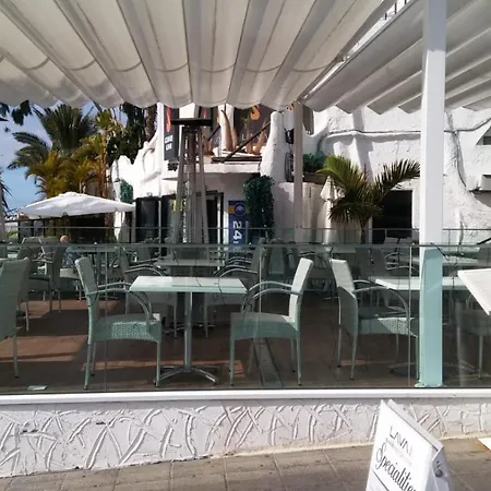 Casas Blancas Tortugas * Playa de las Americas (Tenerife)